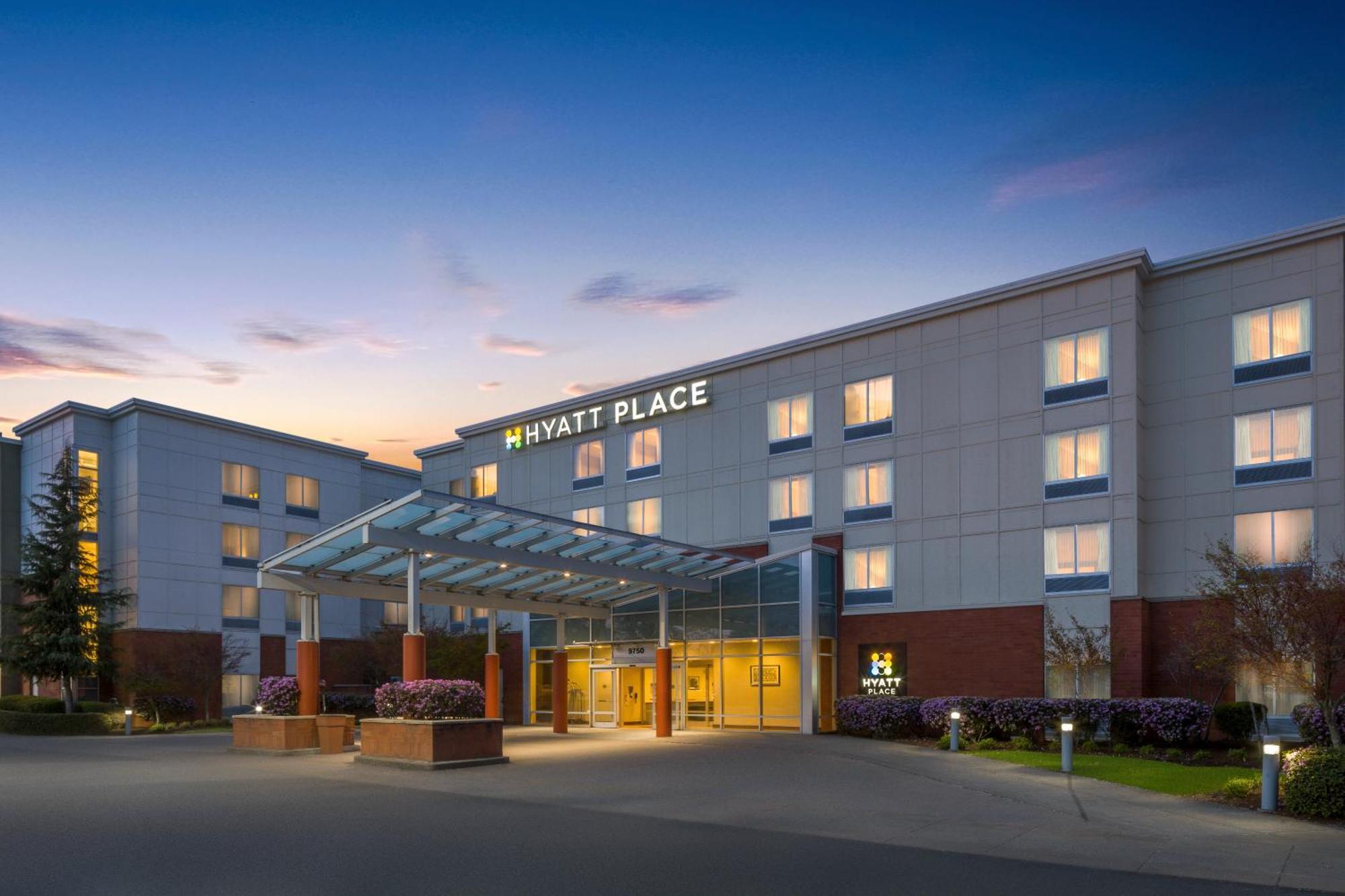 Hyatt Place Portland Airport/Cascade Station Exterior photo