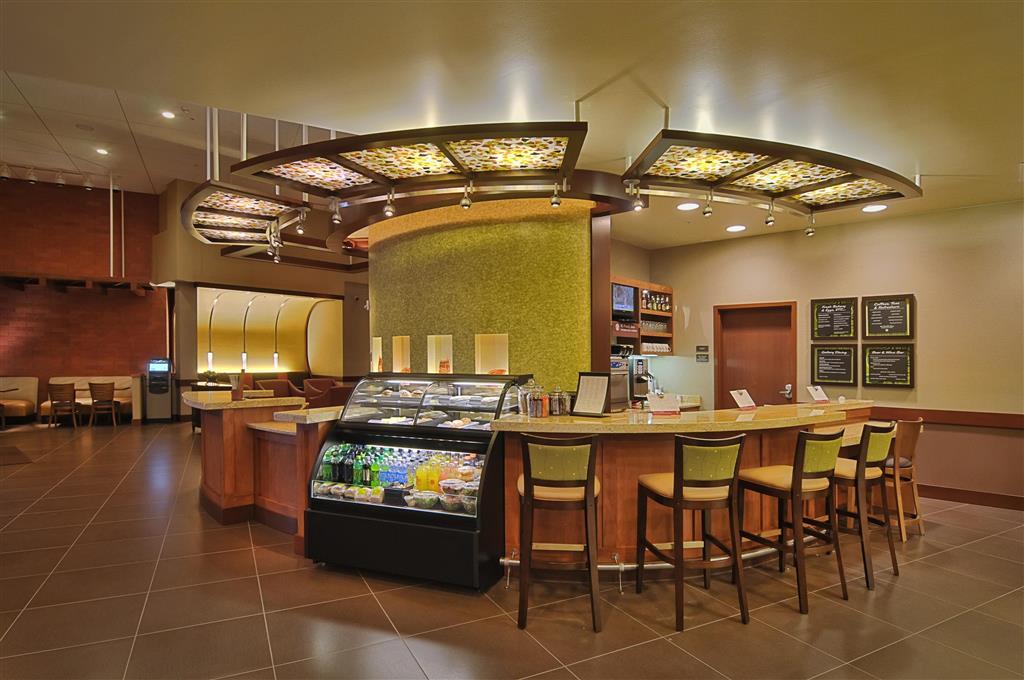 Hyatt Place Portland Airport/Cascade Station Restaurant photo
